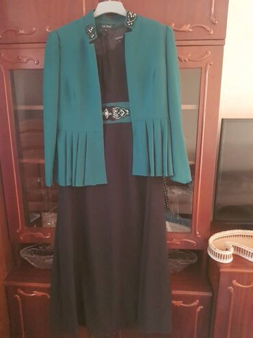 Gündəlik donlar: Alvina firmasinin hicabli xanimlar ucun desti.Ela veziyyetde.Olcusu 46