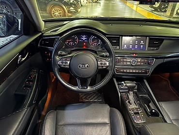 Другие детали салона: *Президенский Унаа КИА К7 комплектация Жирная 3.0 Газ ✅ *Киа К7 0* — 25