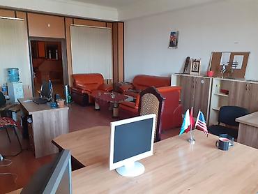 Kommersiya daşınmaz əmlakı: Xetai metro . A.M.A.Y ticaret merkezinde ofis icareye verilir. mebel — 4