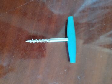 Tava-qazan dəstləri: Bu dəst müxtəlif mətbəx alətlərini və açarları əhatə edir. Dəstə — 6