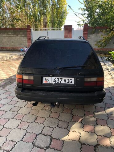 Volkswagen: Volkswagen Passat Variant: 1991 г., 1.8 л, Механика, Бензин, Универсал