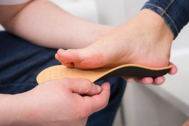 обувь медицинская: Стельки ортопедические(специализированные) от плоскостопия! Для