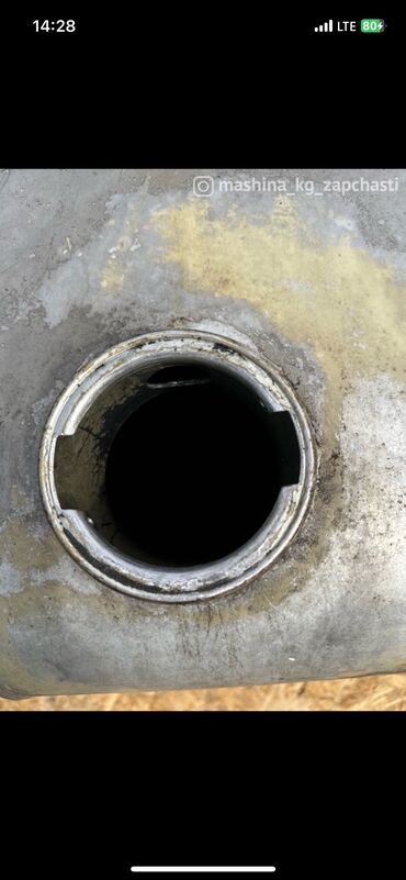 Топливные баки: Топливный бак Volvo 2005 г., Б/у, Оригинал, Германия — 5