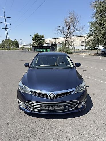 corolla 2016: Toyota Avalon: 2015 г., 2.5 л, Автомат, Гибрид, Седан — 1