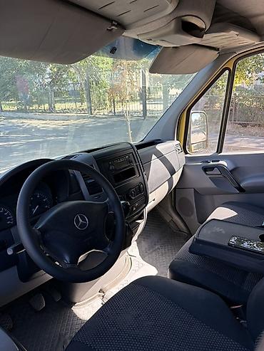 mercedes benz e 200: Mercedes-Benz Sprinter (длинная база, высокая крыша) — желтый — 9