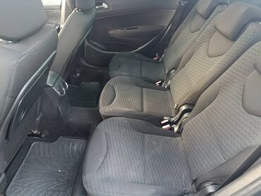 Peugeot: Peugeot 308: 1.6 l | 2008 г. 200000 km Minibus na lalafo.rs — 2 Peugeot: Peugeot 308: 1.6 l | 2008 г. 200000 km Minibus — 2