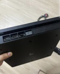 PS4 (Sony Playstation 4): İdeal ps4 Əlaqə nöm:0557676564 Vatsapa yazın 400 azn qiymet Real — 2