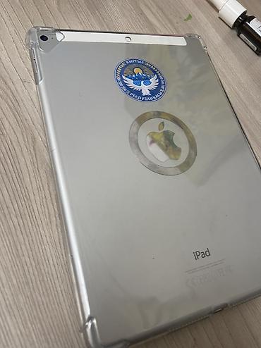 сломан экран: Планшет, Apple, память 128 ГБ, Б/у, Классический — 2