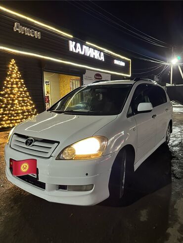 Toyota: Toyota Ipsum: 2003 г., 2.4 л, Автомат, Бензин, Минивэн