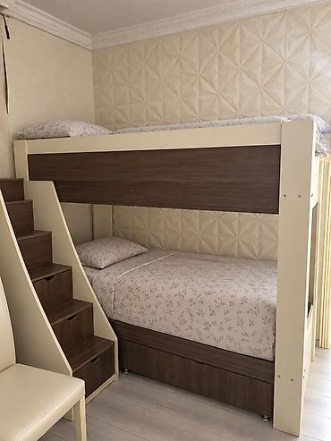 İki mərtəbəli çarpayı dəsti - Model: 2 mərtəbəli, yan pilləkənlə - lalafo.az -da İki mərtəbəli çarpayı dəsti - Model: 2 mərtəbəli, yan pilləkənlə -