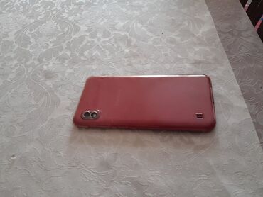 samsung a3 qiymeti 2016: Samsung A10e, 16 GB, rəng - Qırmızı, İki sim kartlı