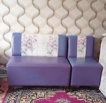 Bənövşəyi rəngli yumşaq mebel dəsti – 2 hissədən ibarət kompakt künc