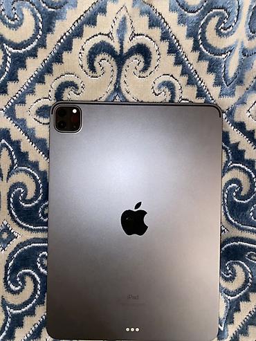 Apple iPhone: IPhone 11 Pro, Matte Midnight Green — 9