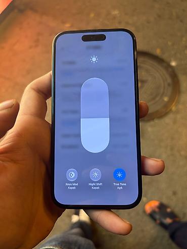 iphone zaryatka: IPhone 15, 128 GB, Qara, Simsiz şarj — 9
