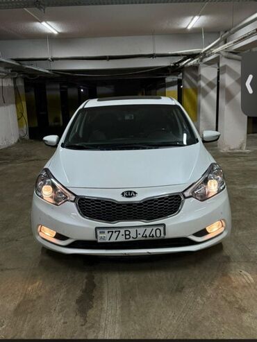 Kia: Kia K3: 1.6 l | 2015 il Sedan