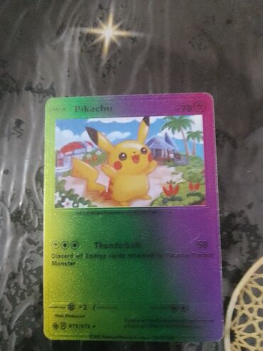 Kolleksiya kartları: Pikachunun basic kartı digər kartlardan. istəyən elanlarıma baxsın