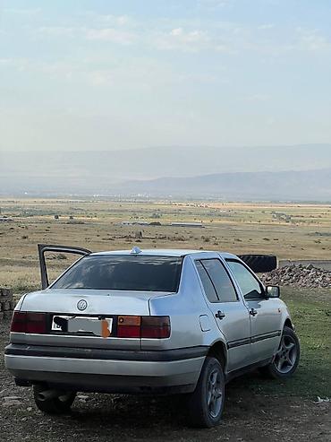 мтз 100: Volkswagen Vento: 1994 г., 1.8 л, Механика, Бензин, Седан — 1