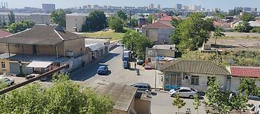 Коммерческая недвижимость: Binəqədi rayonu, Biləcəri qəsəbəsi, 5057/68 məhəllə. 9 mərtəbəli — 5