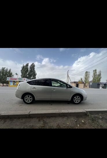 спринтер 2 скат средний кузов: Toyota Prius: 2004 г., 1.5 л, Вариатор, Гибрид, Седан