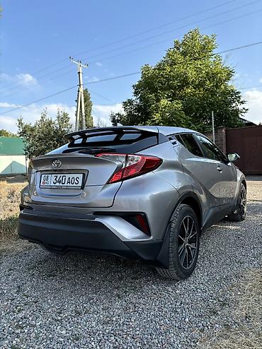 chr: Toyota C-HR: 2018 г., 2 л, Автомат, Бензин, Кроссовер — 3