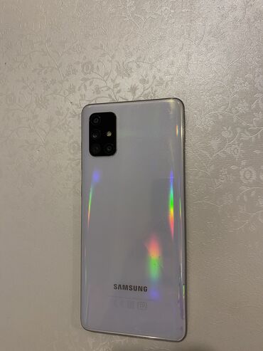 купить мобильный телефон в баку: Samsung A71 . 128 Gb . Veziyyeti idealdir . Ekranda cizix yoxdur