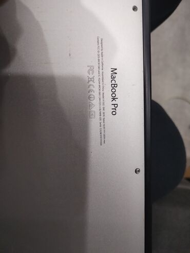 Apple MacBook: Apple MacBook noutbuku - Gümüş/alüminium korpus, qara arxa qapaqda -da lalafo.az — 13 Apple MacBook: Apple MacBook noutbuku - Gümüş/alüminium korpus, qara arxa qapaqda — 13