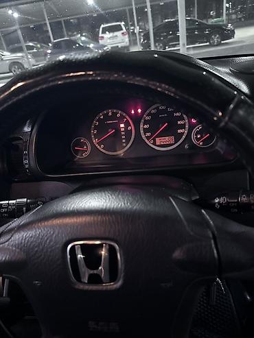 Honda CR-V: 2003 г., 2 л, Автомат, Бензин, Кроссовер lalafo.kg да — 9 Honda CR-V: 2003 г., 2 л, Автомат, Бензин, Кроссовер — 9