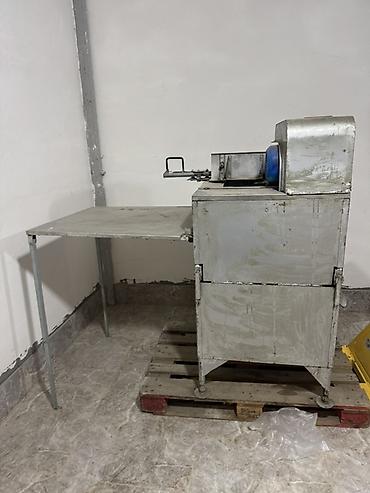 ikinc el: Suxari (çörək doğrama) aparatı - Paslanmayan metal korpuslu, ağır — 1