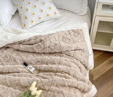 Одеяла и пледы: Плед, Новый, Все сезоны, Двусторонний, Плюшевый — 12