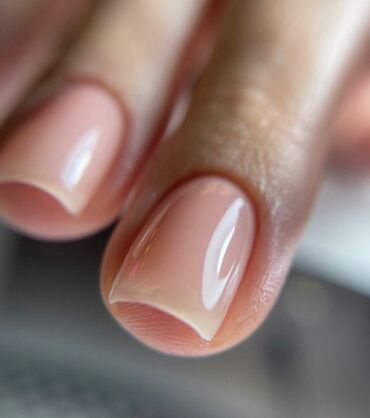 Маникюр, педикюр: Маникюр 800с педикюр 1200с наращивание 1400с маникюр без покрытия 400с — 3