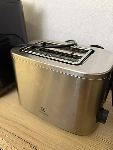 electrolux eohm6221: Electrolux paslanmayan polad tost aparatı - 2 dilimli geniş yuvalar — 2