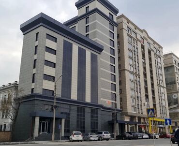 Аренда офисов: Сдаю Аренда офисов, 173 м², В бизнес центре — 2