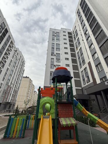 снять квартиру город ош: 2 бөлмө, 73 кв. м, Элитка, 13 кабат, ПСО (өзү оңдоп түзөтүп бүтүү үчүн)