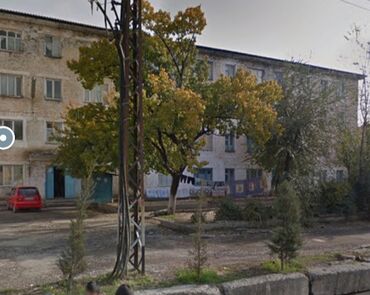 ысык ата квартиры: 1 бөлмө, 13 кв. м, Жатакана жана мейманкана түрүндө, 1 кабат, Эски ремонт
