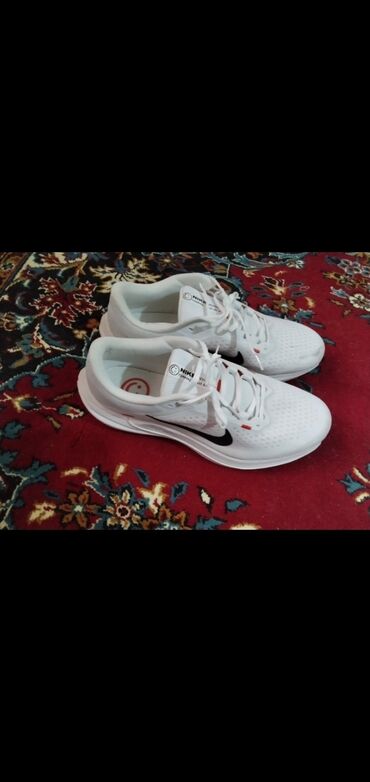 eqa shoes ecemi unvan: Nike Həqiqi brendin idman ayaqqabısı, yaxşı vəziyyətdədir heç bir