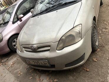 Toyota: Toyota Allex: 2005 г., 1.5 л, Автомат, Бензин, Хэтчбэк