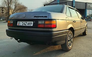 Volkswagen: Volkswagen Passat: 1991 г., 1.8 л, Механика, Бензин, Седан — 7