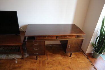 Письменные столы: Письменный стол, Б/у — 17