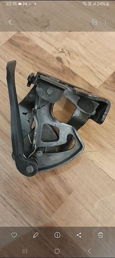 dağ: Mercedes w203 kapot kilidi - Material: möhkəm tökmə metal gövdə — 1