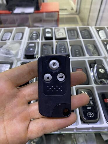 Другие автоуслуги: Изготовление и программирование автомобильных ключей с чипами — 19