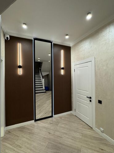 дешёвый дом: Таунхаус, 160 м², 4 комнаты, Собственник, Дизайнерский ремонт