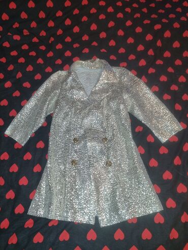 xizek geyimi: Plaş, rəng - Gümüşü