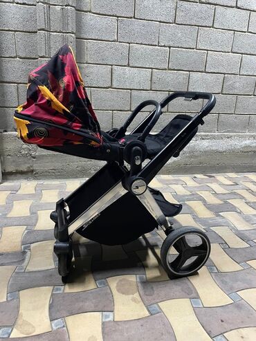 прогулочные коляски peg perego si completo: Коляска, цвет - Черный, Б/у