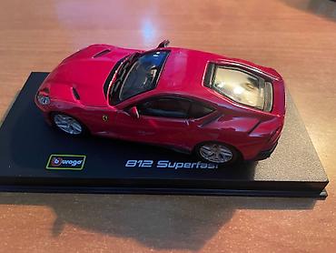 Игрушки: Новые металлические модели автомобилей коллекционные 1:43 Ferrari — 10
