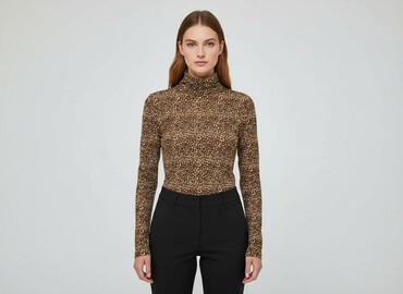 spódnice w zwierzęce wzory: Zara, Гольф жіночий, розмір M