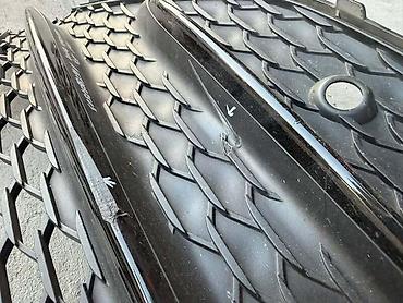 atv gume: RESETKA GRILL MASKA DESNA ZA MERCEDES BENZ GLE 350, GLE 250, GLE 63 — 2