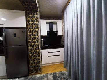 Köhnə tikili: Bakı, 3 otaqlı, Köhnə tikili, 70 kv. m — 3