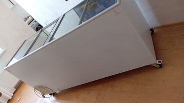 Кухонные вытяжки: Стеклянный морозильник, Турция