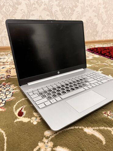 hp 1010: Ноутбук, HP, 8 ГБ ОЗУ, Intel Core i3, 16 ", Б/у, Для несложных задач, память SSD