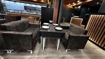 Masa və oturacaq dəstləri: Divan, İşlənmiş, Çatdırılma yoxdur